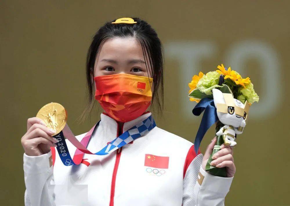 历届选手举重冠军中国有几个_历届选手举重冠军中国有哪些_历届中国举重选手冠军都有谁
